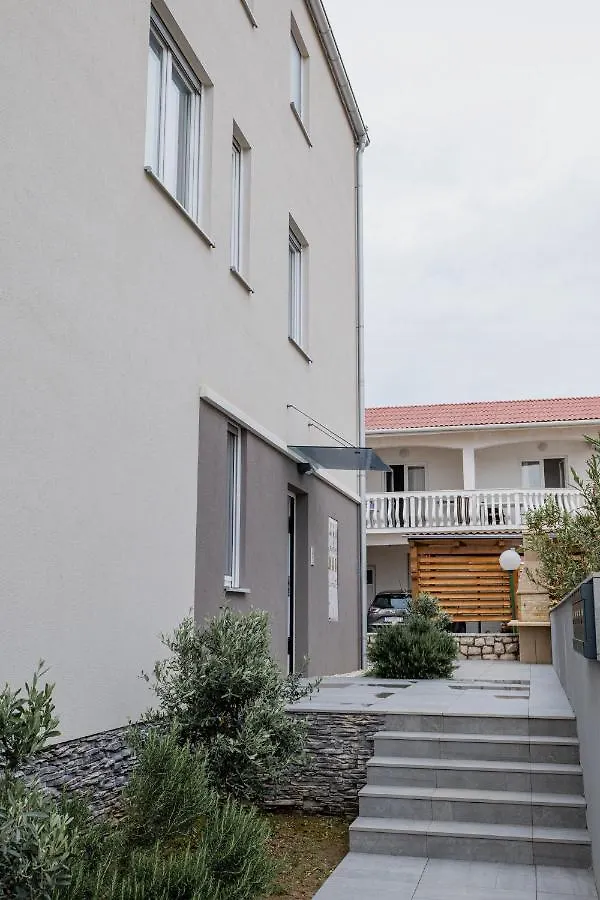 Apartment Dubravka Povljana