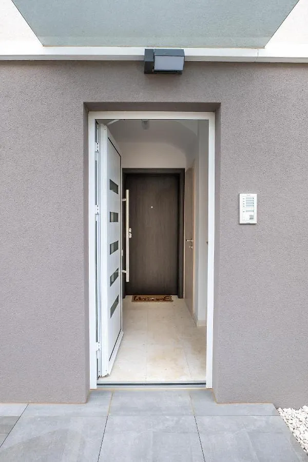 Apartment Dubravka Povljana